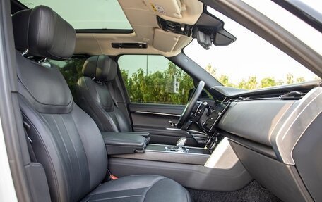 Land Rover Range Rover IV рестайлинг, 2022 год, 15 930 000 рублей, 10 фотография