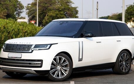 Land Rover Range Rover IV рестайлинг, 2022 год, 15 930 000 рублей, 2 фотография