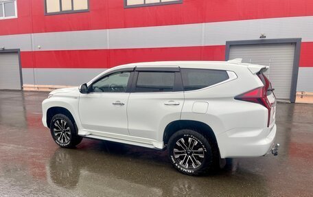 Mitsubishi Montero Sport, 2022 год, 3 350 000 рублей, 9 фотография