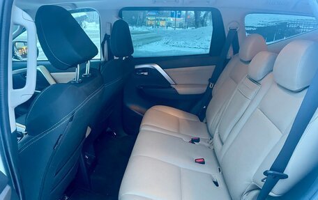 Mitsubishi Montero Sport, 2022 год, 3 350 000 рублей, 16 фотография
