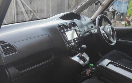 Nissan Serena IV, 2011 год, 1 350 000 рублей, 19 фотография