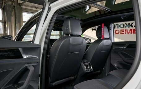Volkswagen Tiguan, 2024 год, 5 850 000 рублей, 18 фотография