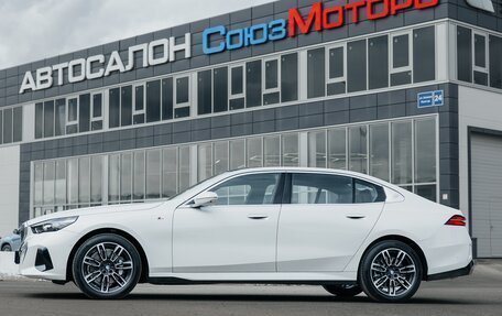 BMW 5 серия, 2024 год, 7 450 000 рублей, 4 фотография