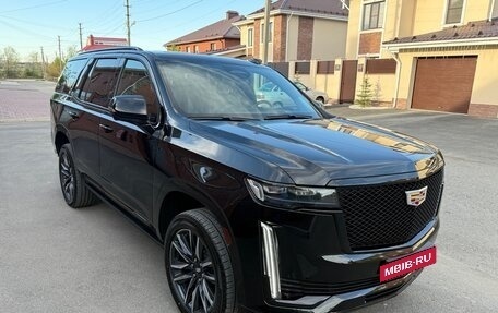 Cadillac Escalade V, 2021 год, 11 000 000 рублей, 2 фотография