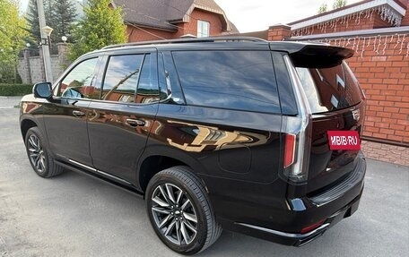 Cadillac Escalade V, 2021 год, 11 000 000 рублей, 8 фотография
