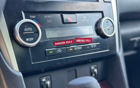Toyota Camry, 2013 год, 1 570 000 рублей, 7 фотография