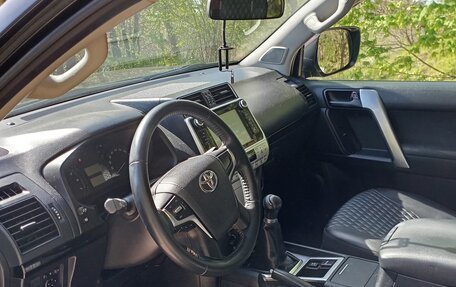 Toyota Land Cruiser Prado 150 рестайлинг 2, 2018 год, 4 900 000 рублей, 9 фотография