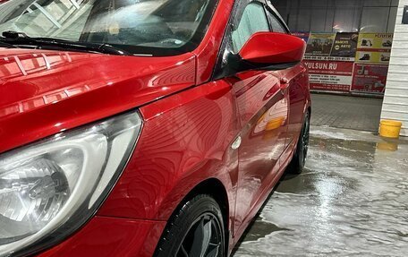 Hyundai Solaris II рестайлинг, 2011 год, 550 000 рублей, 3 фотография
