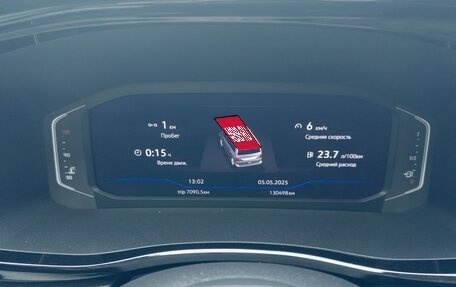 Volkswagen Multivan T6 рестайлинг, 2020 год, 5 700 000 рублей, 9 фотография