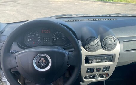 Renault Logan I, 2015 год, 335 000 рублей, 10 фотография