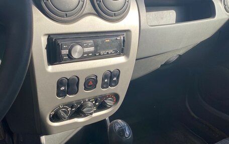 Renault Logan I, 2015 год, 335 000 рублей, 14 фотография