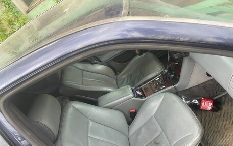 Mercedes-Benz E-Класс, 1999 год, 250 000 рублей, 2 фотография
