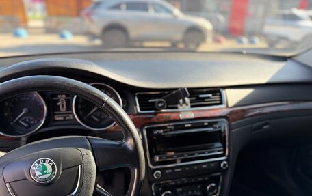 Skoda Superb III рестайлинг, 2011 год, 1 500 000 рублей, 4 фотография