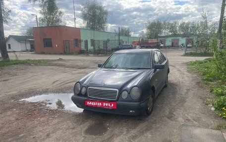 Mercedes-Benz E-Класс, 1999 год, 250 000 рублей, 5 фотография