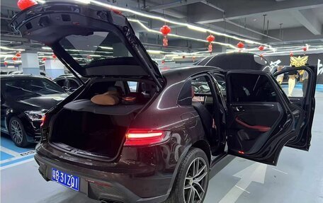 Porsche Macan I рестайлинг, 2022 год, 5 290 000 рублей, 4 фотография