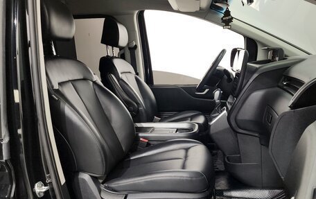 Hyundai Staria, 2022 год, 2 330 000 рублей, 16 фотография