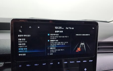 Hyundai Staria, 2022 год, 2 330 000 рублей, 19 фотография