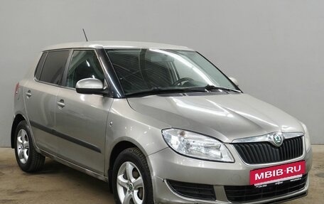 Skoda Fabia II, 2011 год, 690 000 рублей, 3 фотография