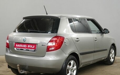 Skoda Fabia II, 2011 год, 690 000 рублей, 5 фотография