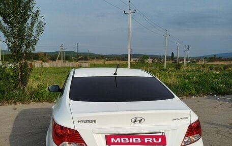 Hyundai Solaris II рестайлинг, 2014 год, 1 100 000 рублей, 2 фотография