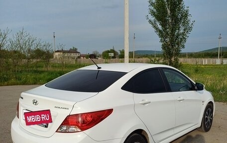 Hyundai Solaris II рестайлинг, 2014 год, 1 100 000 рублей, 3 фотография