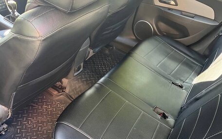 Chevrolet Cruze II, 2009 год, 585 000 рублей, 9 фотография