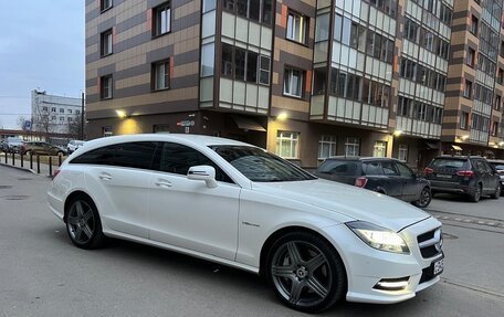 Mercedes-Benz CLS, 2013 год, 2 900 000 рублей, 2 фотография