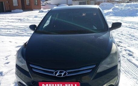 Hyundai Solaris II рестайлинг, 2014 год, 700 000 рублей, 3 фотография