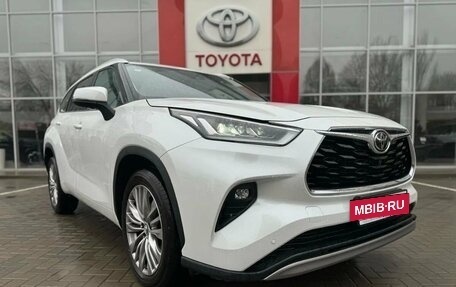 Toyota Highlander, 2025 год, 6 500 000 рублей, 5 фотография