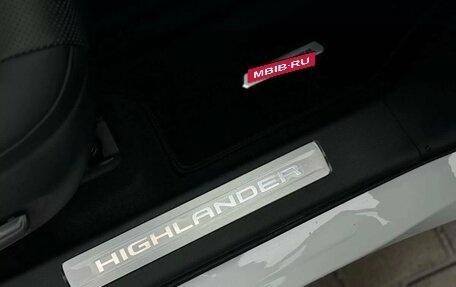 Toyota Highlander, 2025 год, 6 500 000 рублей, 24 фотография