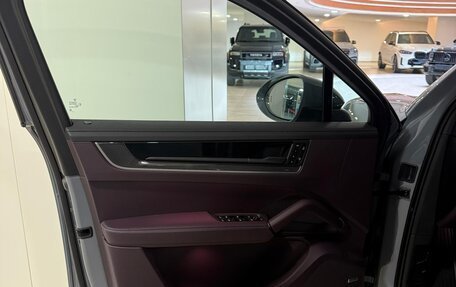 Porsche Cayenne III, 2025 год, 18 400 000 рублей, 7 фотография