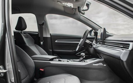Geely Emgrand, 2024 год, 2 370 050 рублей, 11 фотография