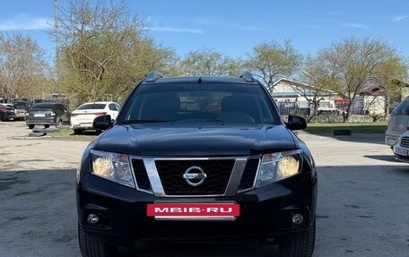 Nissan Terrano III, 2014 год, 900 000 рублей, 2 фотография