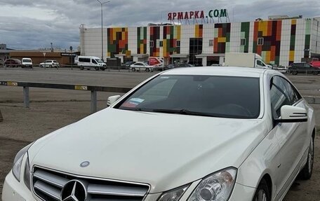 Mercedes-Benz E-Класс, 2010 год, 1 495 000 рублей, 2 фотография