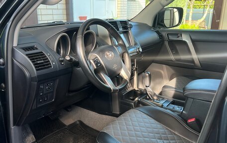 Toyota Land Cruiser Prado 150 рестайлинг 2, 2013 год, 3 400 000 рублей, 4 фотография