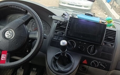 Volkswagen Transporter T5 рестайлинг, 2008 год, 1 100 000 рублей, 2 фотография