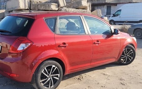 KIA cee'd I рестайлинг, 2010 год, 615 000 рублей, 3 фотография