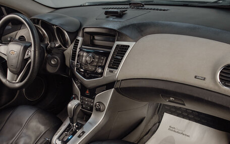 Chevrolet Cruze II, 2011 год, 729 000 рублей, 10 фотография