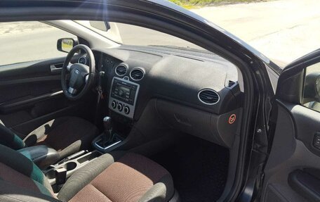 Ford Focus II рестайлинг, 2005 год, 350 000 рублей, 8 фотография