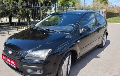 Ford Focus II рестайлинг, 2005 год, 350 000 рублей, 2 фотография