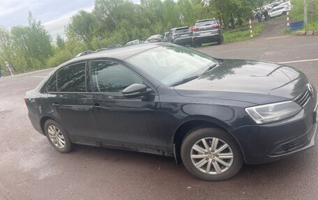 Volkswagen Jetta VI, 2013 год, 735 000 рублей, 4 фотография