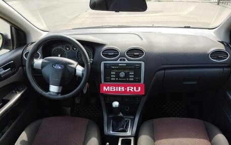 Ford Focus II рестайлинг, 2005 год, 350 000 рублей, 15 фотография