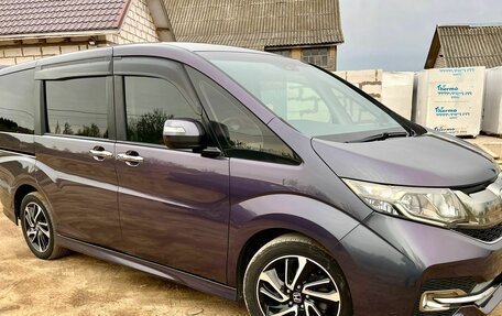Honda Stepwgn IV, 2015 год, 2 000 000 рублей, 9 фотография