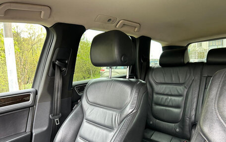 Volkswagen Touareg III, 2012 год, 1 850 000 рублей, 14 фотография