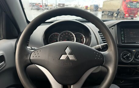 Mitsubishi L200 IV рестайлинг, 2013 год, 1 249 000 рублей, 15 фотография