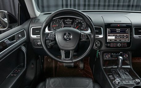 Volkswagen Touareg III, 2011 год, 2 299 000 рублей, 8 фотография