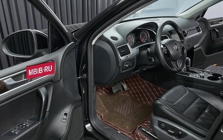 Volkswagen Touareg III, 2011 год, 2 299 000 рублей, 9 фотография