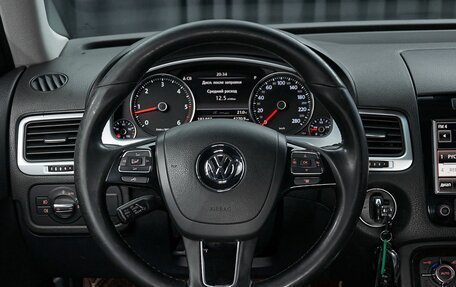 Volkswagen Touareg III, 2011 год, 2 299 000 рублей, 18 фотография