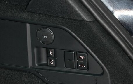 Volkswagen Touareg III, 2011 год, 2 299 000 рублей, 24 фотография