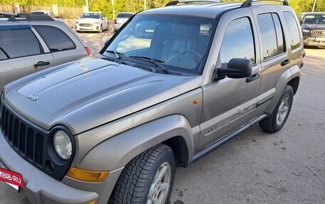 Jeep Cherokee, 2006 год, 585 000 рублей, 5 фотография